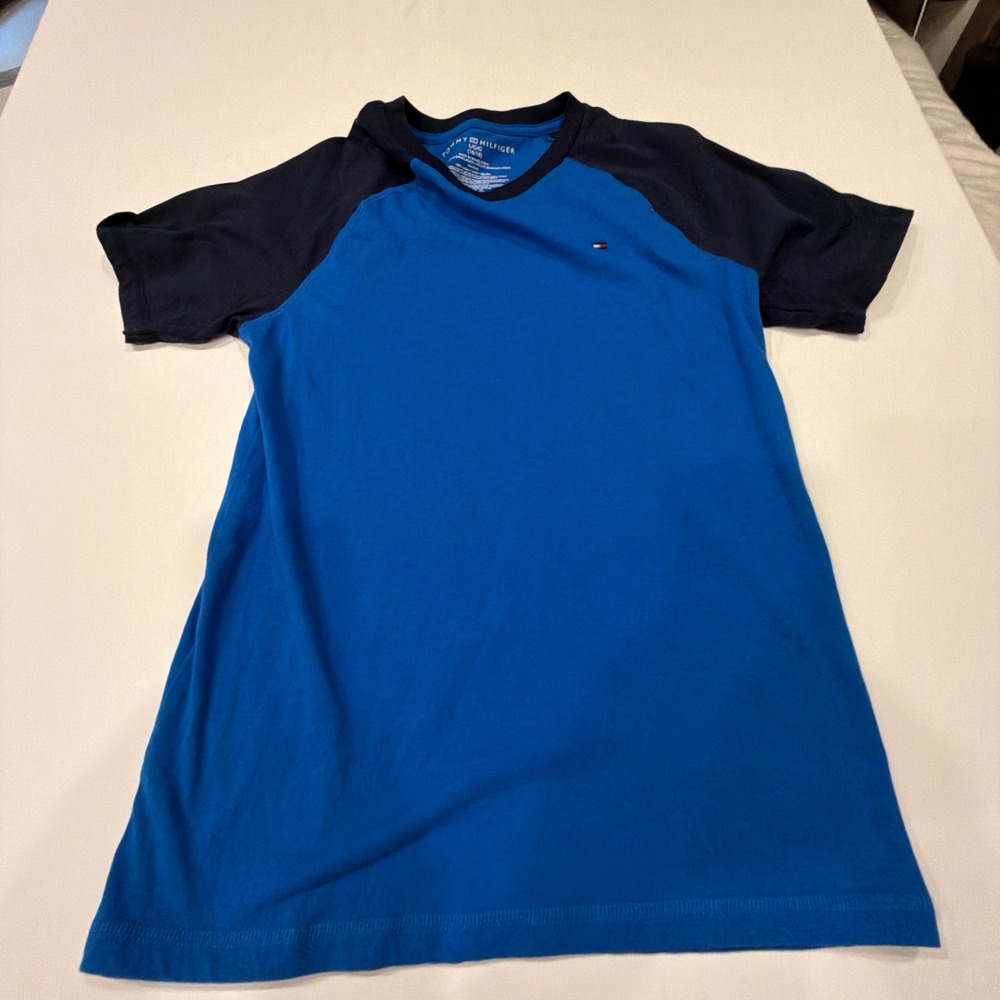 Tommy Hilfiger Boys Blue Navy Raglan Short Sleeve T-Shirt Size L 14-16 TBSA24F